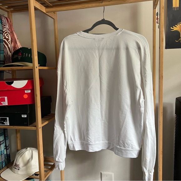 HALLOWEEN SKELETON SKATEBOARDING WHITE PULLOVER - Picture 2 of 4